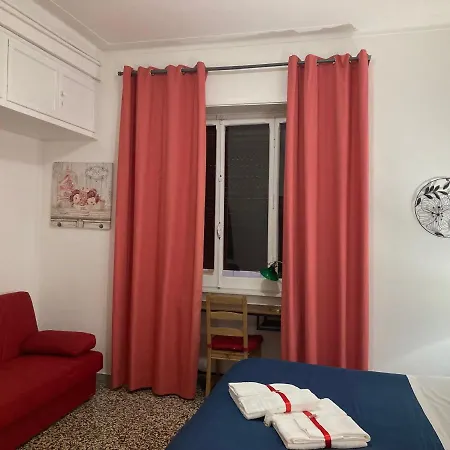 Simon's Place 2 Apartament *